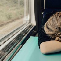 A picture of a medical student facing burnout during their time at medical school.
